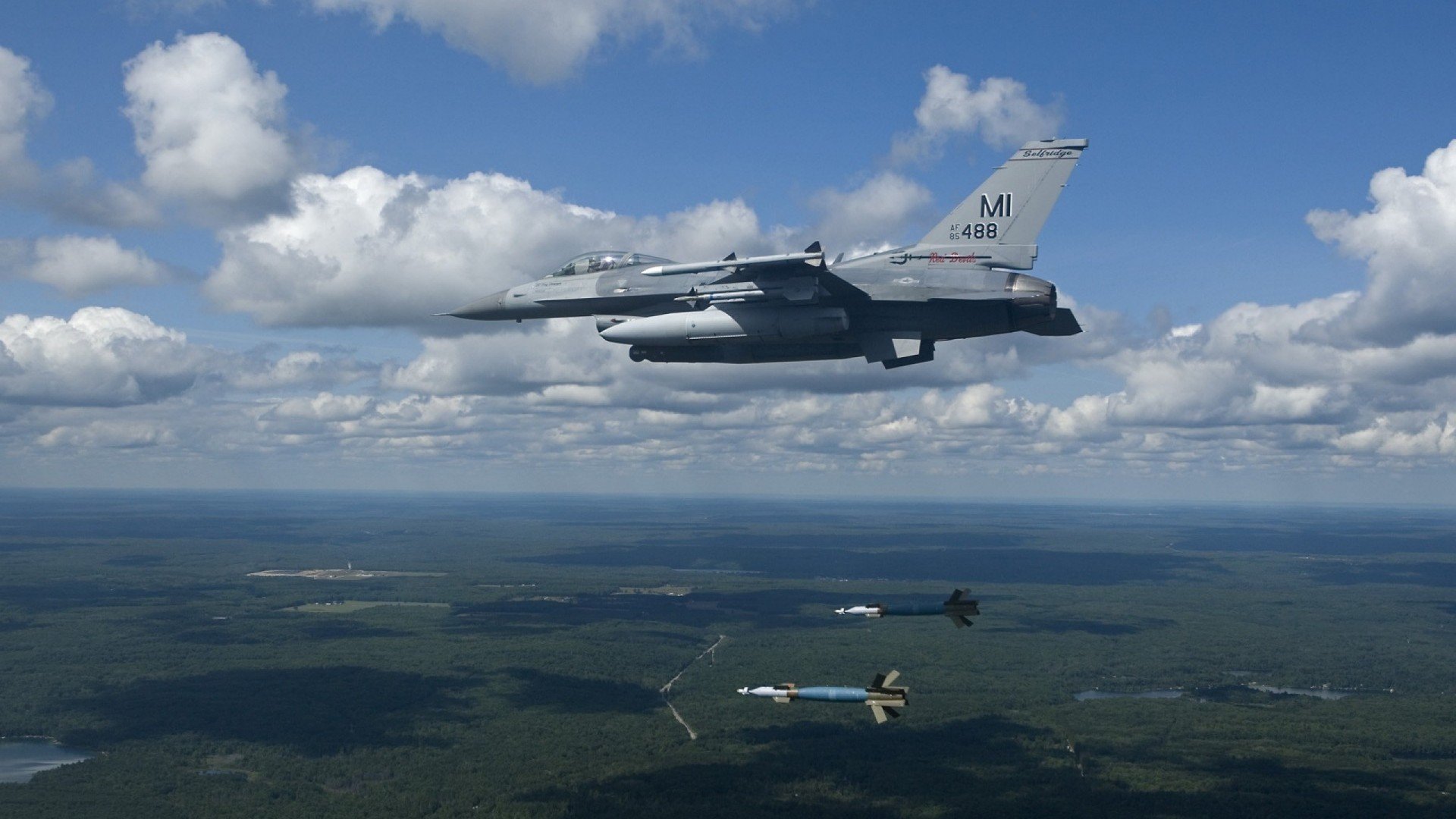 中国男篮训练服设计融入传统图案强化国家队文化认同,中国男篮服装